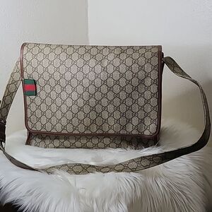 💯 Authentic Gucci Handbag with Cherryline 🍀